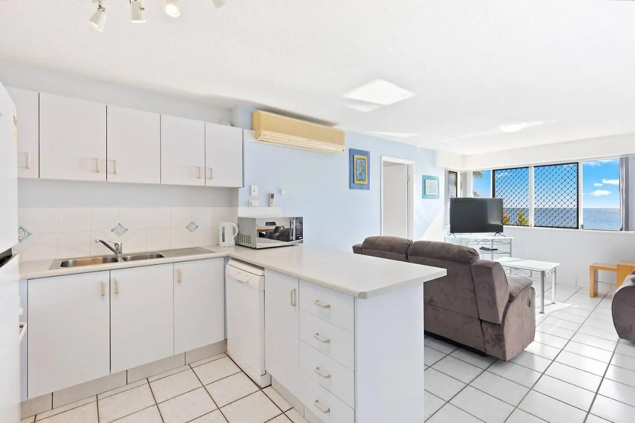Sandy Straits Poolside Escape With Beach Access Hervey Bay 0*,