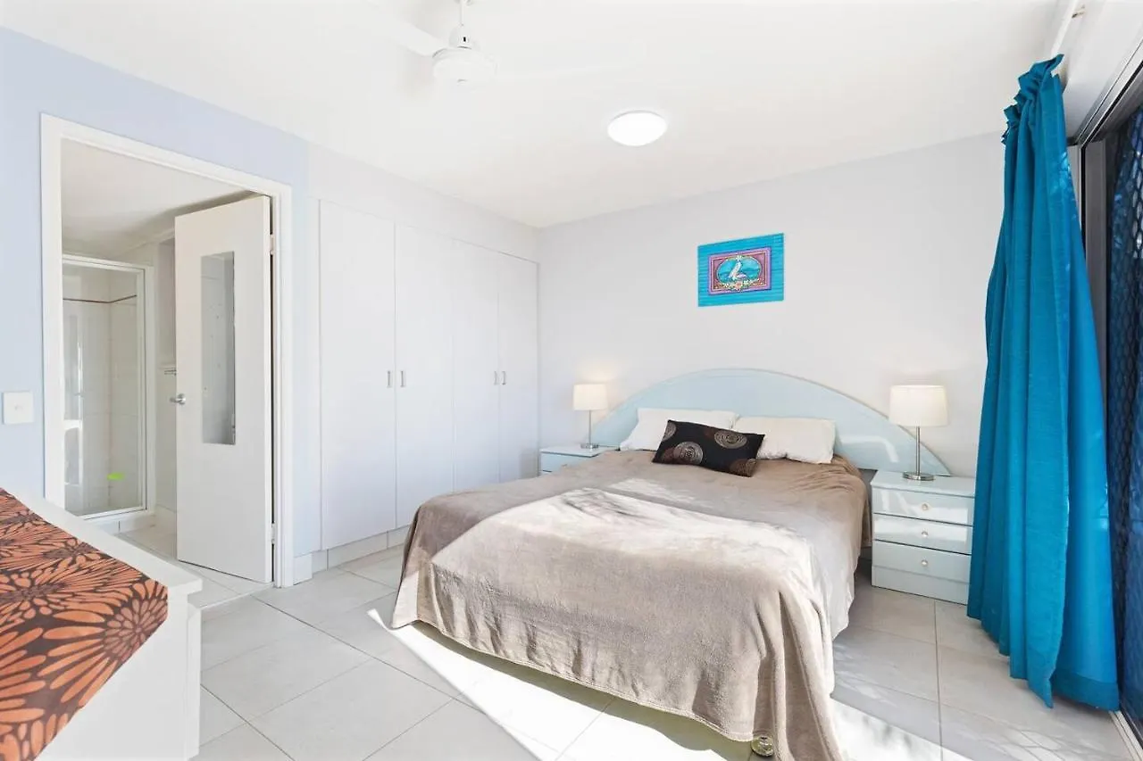 Sandy Straits Poolside Escape With Beach Access Hervey Bay 0*,