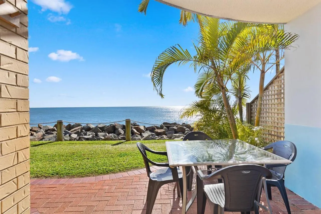 Sandy Straits Poolside Escape With Beach Access Hervey Bay Australia